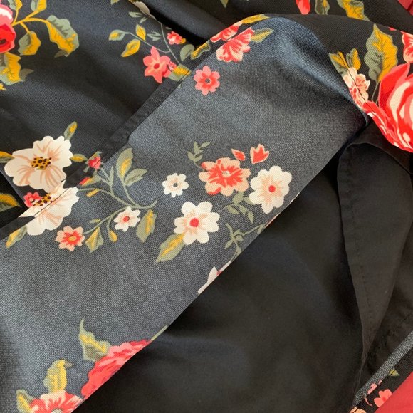 Dark Floral Skater Skirt - Picture 4 of 6